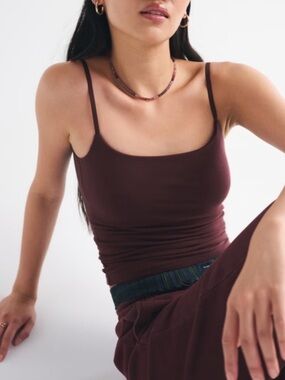 A&F Bra-Free 90s Cami SMALL Red Wine Abercrombie and Fitch Burgundy TANK TOP